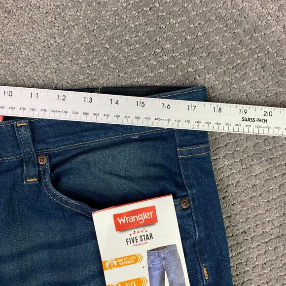 NWT Wrangler Five Star Relaxed Fit Jeans Men's 34 x 30 Performance Series Blue - Picture 10 of 14